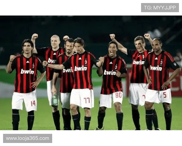 红黑军团主场死磕蓝衣军 那不勒斯与AC米兰巅峰对决争锋意甲荣耀