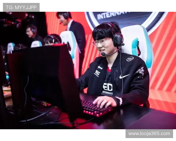 《全球电竞赛事激烈竞争 新兴战队崭露头角战术创新引热议》