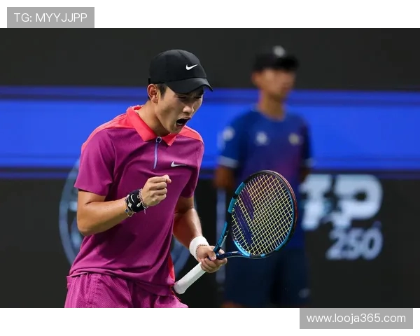 成都网球队的力量与激情：聚焦网球运动的崛起与发展