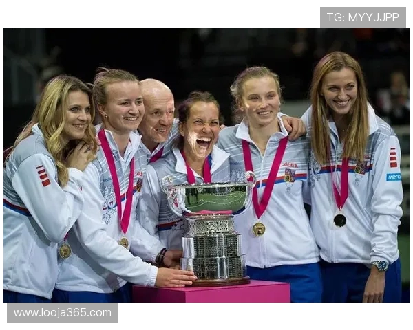 重庆网球队在联合会杯中的战术表现分析与点评