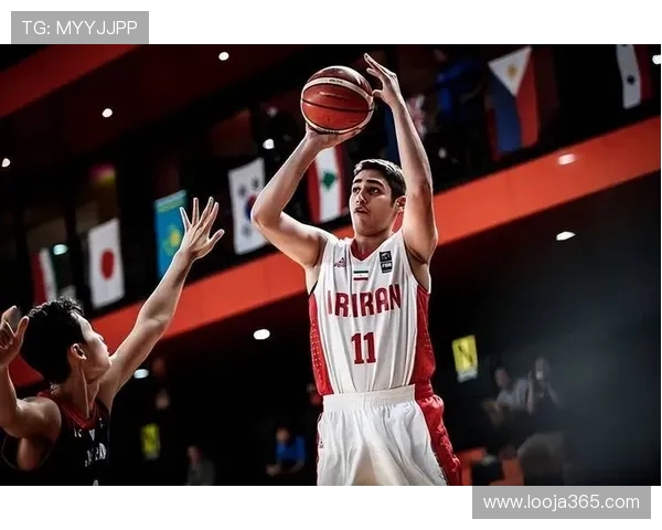 2019年希腊与伊朗男篮精彩对决录像回顾与分析