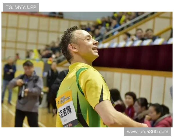 个人总决赛精彩对决抢断时刻与小海的巅峰较量