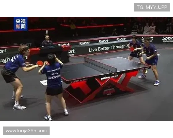 佛罗伦萨与罗马激战正酣谁能在这场意甲对决中笑到最后